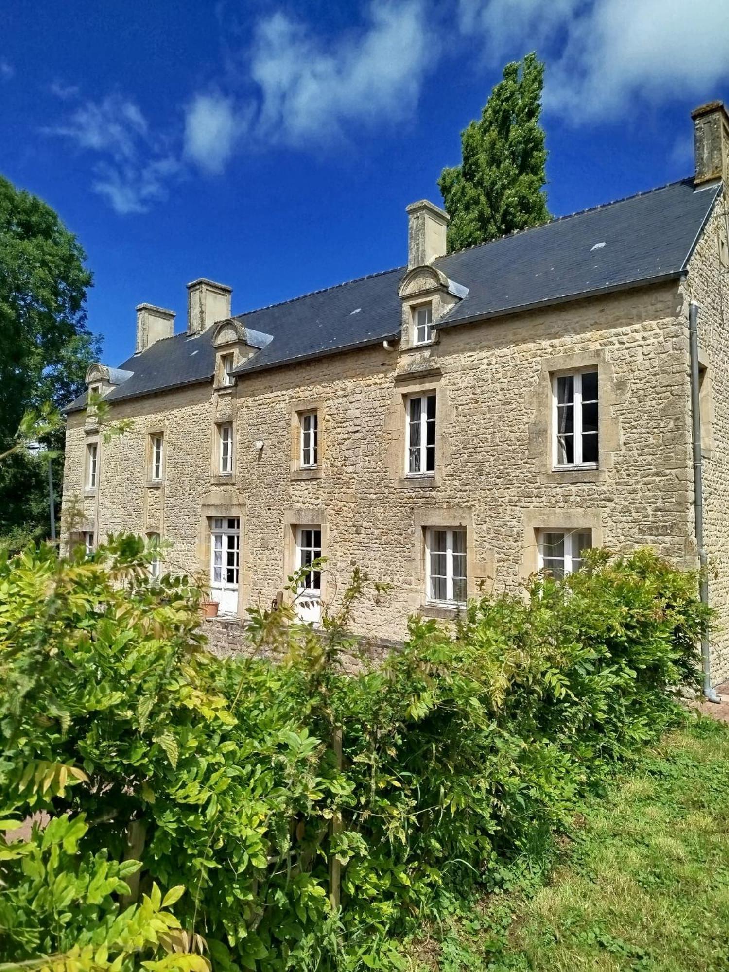 Maison De Charme Tour-en-Bessin Exterior photo