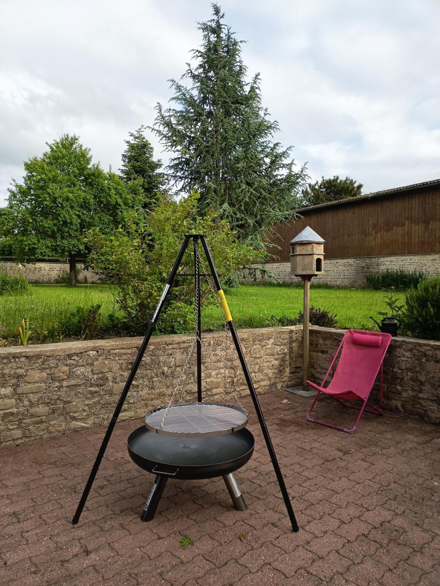 Maison De Charme Tour-en-Bessin Exterior photo